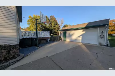 522 N State Street, Geneseo, IL  - Photo 5