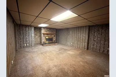 135 10th Street, Carmi, IL 62821 - Photo 27