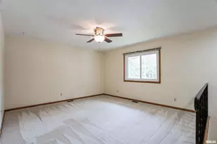 3403 4th St, East Moline, IL 61244 - Photo 5