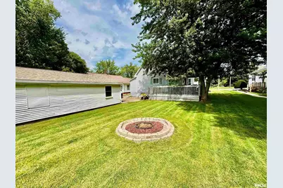 1215 13th Street, Viola, IL 61486 - Photo 3