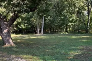 328 Island Ave Ave, East Moline, IL 61244 - Photo 15