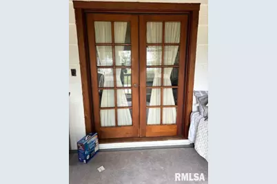 328 Island Ave Avenue, East Moline, IL 61244 - Photo 7