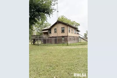 328 Island Ave Avenue, East Moline, IL 61244 - Photo 3