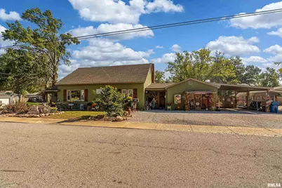 2815 Jones Street, Eldorado, IL 62930 - Photo 1