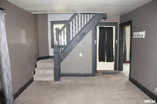 422 Ross St, Kewanee, IL 61443 - Photo 9