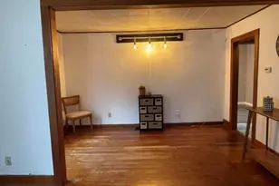 403 E Chestnut St, Geneseo, IL 61254 - Photo 9