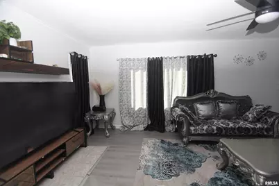 2619 12th Avenue, Moline, IL 61265 - Photo 5