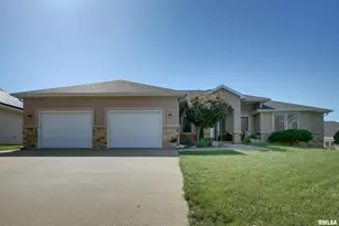 1532 Winsor Dr, Quincy, IL 62305 - Photo 39