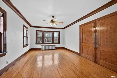 318 W Columbia Avenue #0, Davenport, IA 52803 - Photo 9