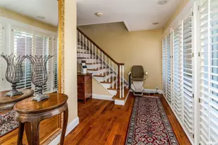 313 Country Club Ln, Harrisburg, IL 62946 - Photo 7