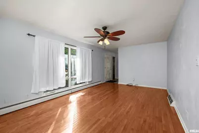 202 5th Street, Matherville, IL 61263 - Photo 3