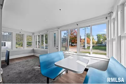 2400 32nd Street, Rock Island, IL 61201 - Photo 5