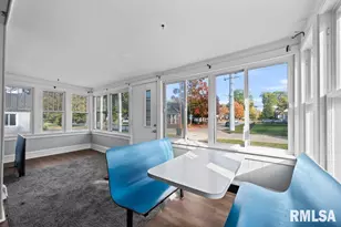 2400 32nd St, Rock Island, IL 61201 - Photo 5