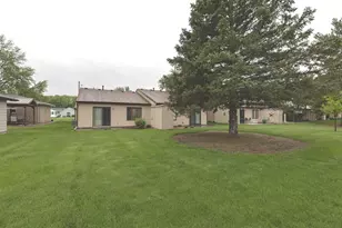 4237 26th Ave, Moline, IL 61265 - Photo 3