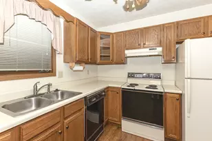 4237 26th Ave, Moline, IL 61265 - Photo 9