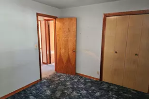 2131 W Sunnybrook Dr, Quincy, IL 62301 - Photo 21