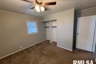 1726 W Granview Dr, Quincy, IL 62301 - Photo 17