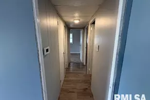 1726 W Granview Dr, Quincy, IL 62301 - Photo 11