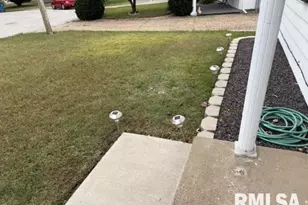 1726 W Granview Dr, Quincy, IL 62301 - Photo 23