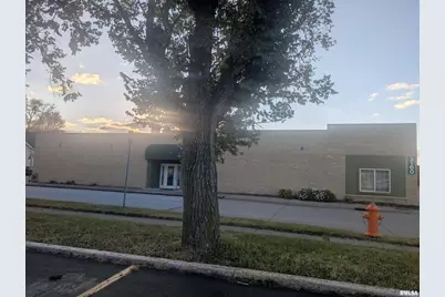 3160 Avenue Of The Cities Avenue, Moline, IL 61265 - Photo 3