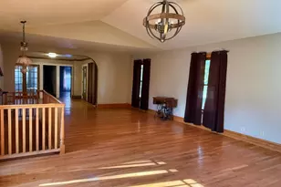 903 E 2nd Ave, Monmouth, IL 61462 - Photo 5