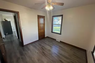 3 Suburban, Milan, IL 61264 - Photo 19