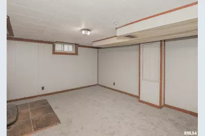 934 20th Avenue, Rock Island, IL 61201 - Photo 17