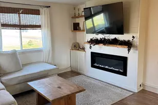 16379 N Sand Rd, Fulton, IL 61252 - Photo 5