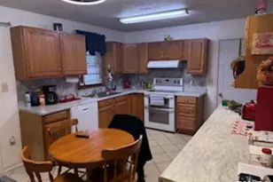 424 Noel Ct, Quincy, IL 62305 - Photo 9