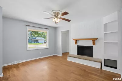 109 N 3rd Street, Colona, IL 61241 - Photo 5