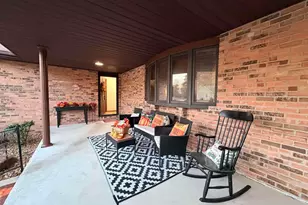 206 Daras Dr, Carmi, IL 62821 - Photo 3