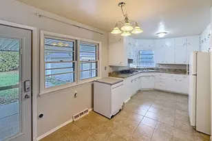 3855 26th Ave Ave, Rock Island, IL 61201 - Photo 7