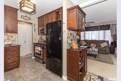 2630 35th Avenue, Rock Island, IL 61201 - Photo 9