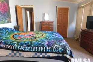 120 W 7th St, Coal Valley, IL 61240 - Photo 11