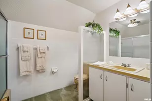 500 54th St, Moline, IL 61265 - Photo 33