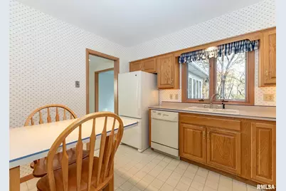 3332 16th Street, Moline, IL 61265 - Photo 13