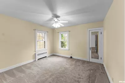 2019 11th Street Place, East Moline, IL 61244 - Photo 11