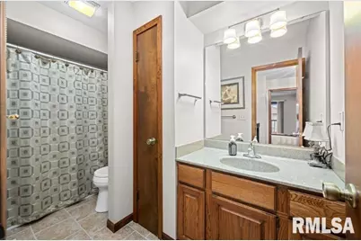 1120 Terrace Park Dr Drive, Bettendorf, IA 52722 - Photo 27