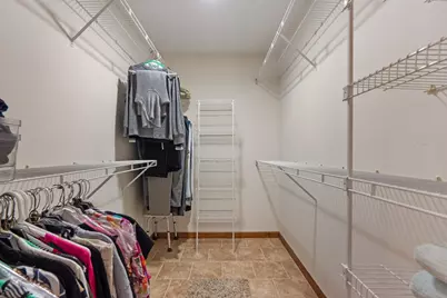 1120 Terrace Park Dr Drive, Bettendorf, IA 52722 - Photo 35