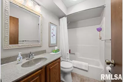 1120 Terrace Park Dr Drive, Bettendorf, IA 52722 - Photo 31