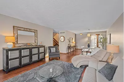 1120 Terrace Park Dr Drive, Bettendorf, IA 52722 - Photo 9