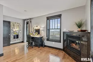 302 9th St, Silvis, IL 61282 - Photo 25