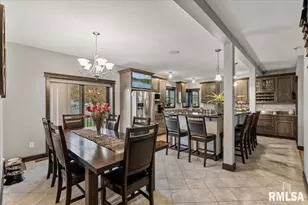 302 9th St, Silvis, IL 61282 - Photo 19