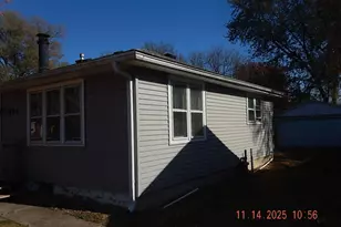 814 4th St, Colona, IL 61241 - Photo 3