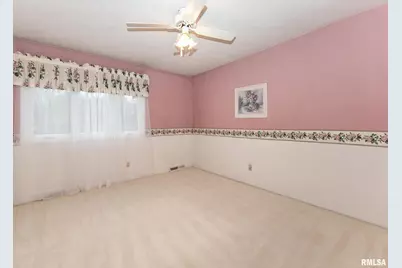 2705 36th Street, Rock Island, IL 61201 - Photo 15