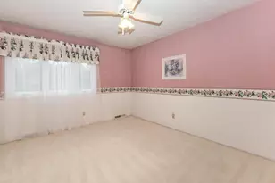 2705 36th St, Rock Island, IL 61201 - Photo 15