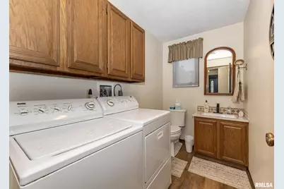 2705 36th Street, Rock Island, IL 61201 - Photo 11