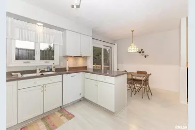 2705 36th Street, Rock Island, IL 61201 - Photo 3