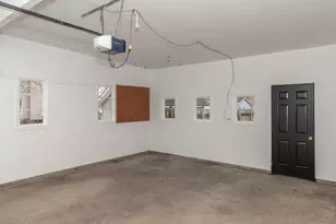 213 N Williams St, Geneseo, IL 61254 - Photo 41