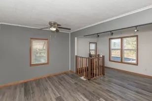 2802 Archer Dr Dr, East Moline, IL 61244 - Photo 3